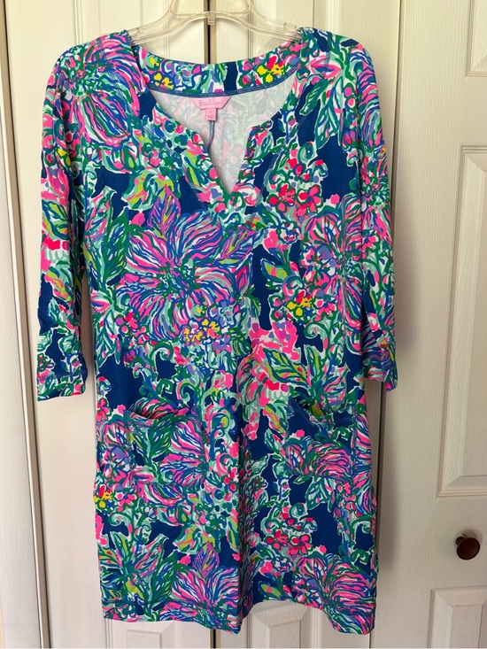 Lilly Pulitzer Dresses & Skirts - Like new Lilly Pulitzer dress medium